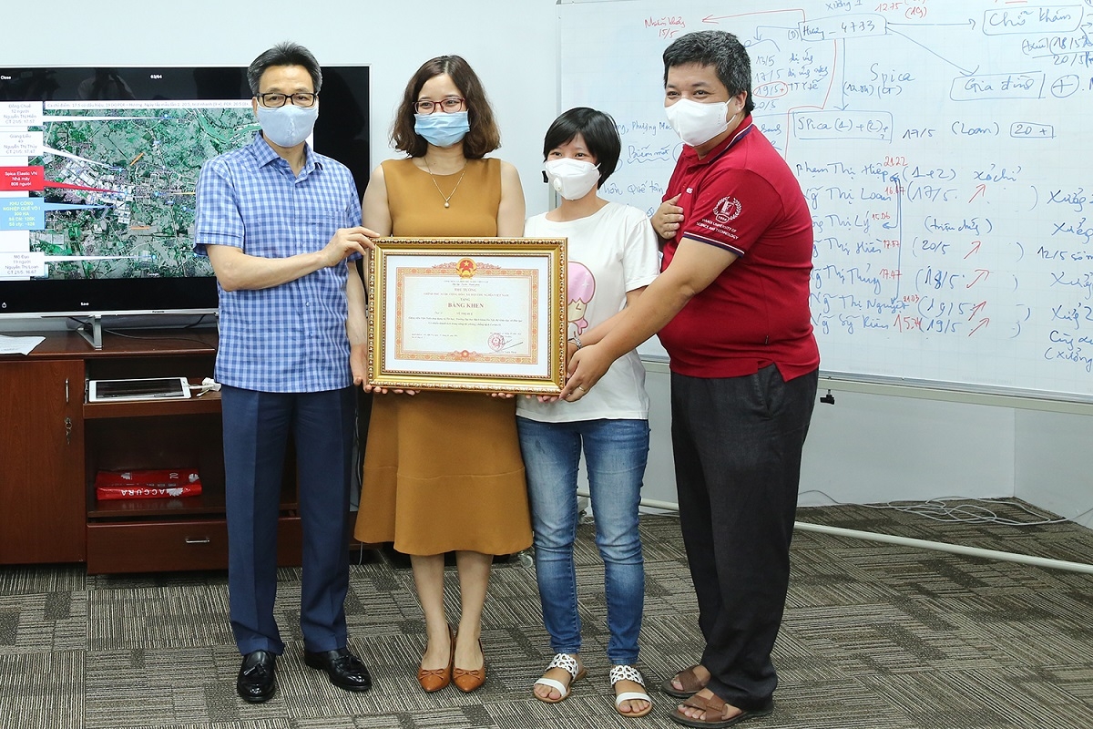 Bách khoa có “hiệp sĩ thầm lặng” chống Covid